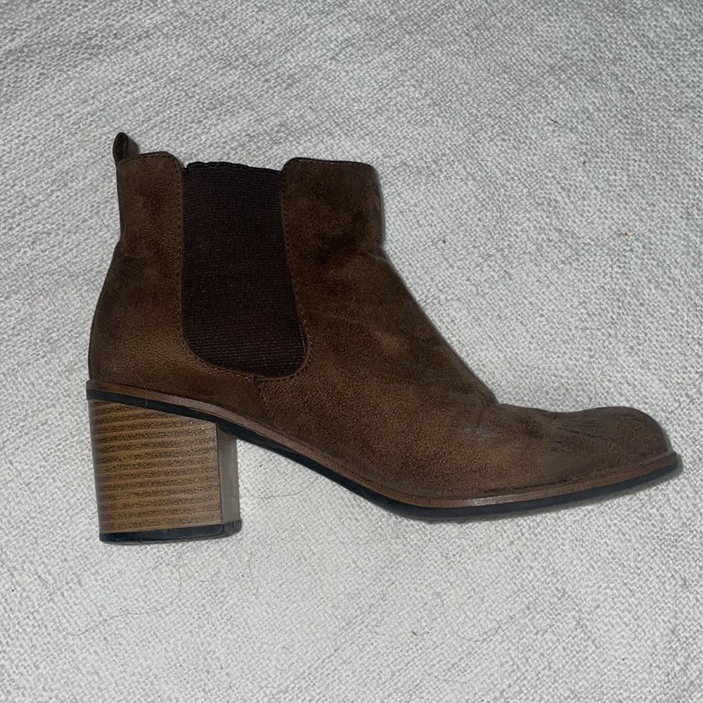 White Mountain Suede Boots - Chocolate Brown